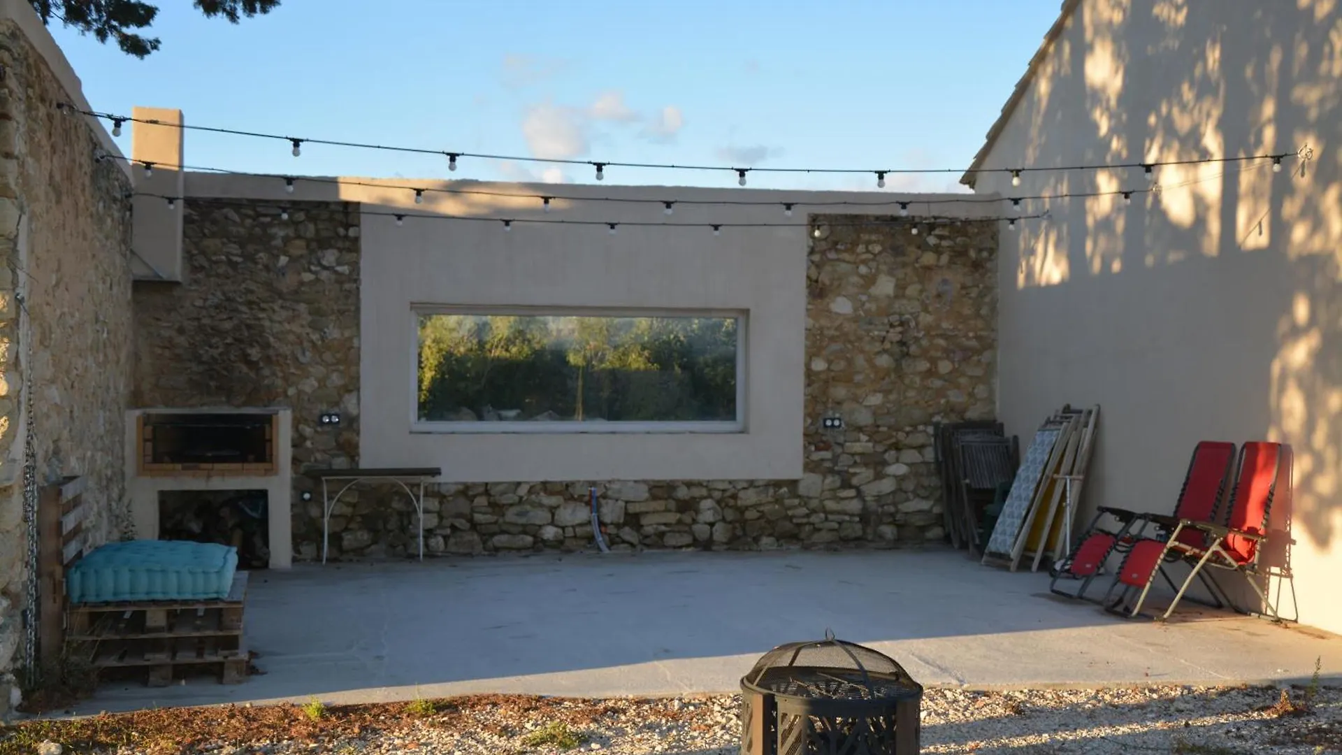 Domaine Du Piol Villa Mazan 0*,  France